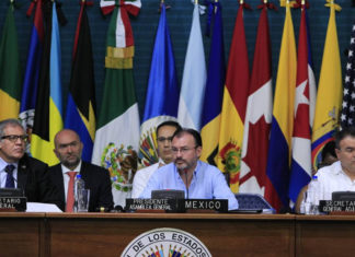 A Venezuela por Cuba