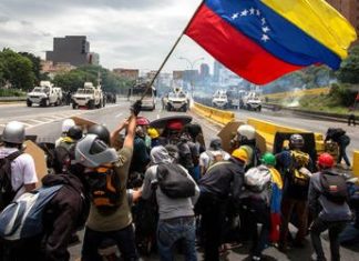 CIFRAS ALARMANTES: 15 mil personas han resultado heridas en 74 de protestas