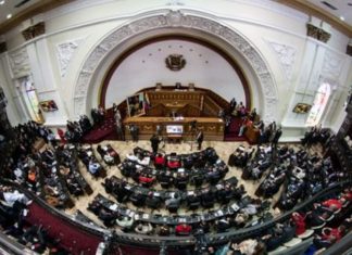 Sugerencia para la Asamblea Nacional sobre la Constituyente de Maduro