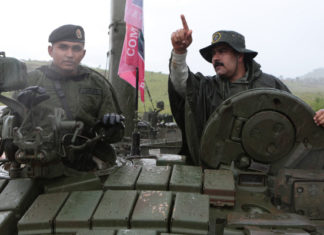 EXTRA: Maduro dice: “O Constituyente o Guerra”