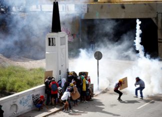 Represión quiso bloquear el “Trancazo”