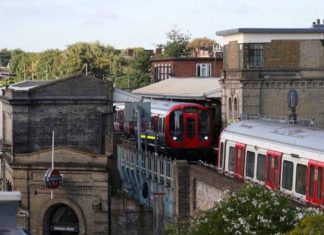 Al menos 22 heridos tras una explosión en el metro de Londres