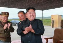 Kim Jong-un eleva el tono y llama «viejo chocho» a Donald Trump