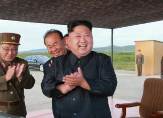Kim Jong-un eleva el tono y llama «viejo chocho» a Donald Trump