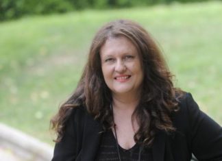 «El desarrollo sexual y físico de los niños se produce bastante antes que el emocional»