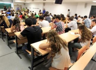 Prolongar la vida estudiantil nos protege frente a las enfermedades cardiovasculares