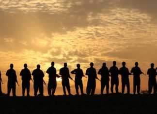 Bagdad y los kurdos acuerdan alto el fuego tras casi dos semanas de enfrentamientos