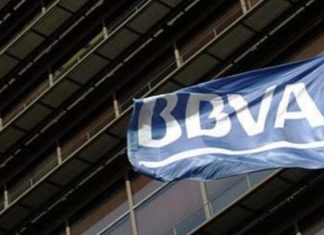 Una cuarta parte de los clientes de BBVA pagará más por cuentas y tarjetas