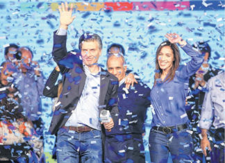 Mauricio Macri logra una victoria aplastante en Argentina