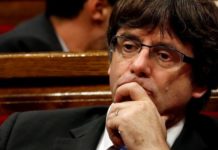 El “exilio” de Puigdemont divide y desconcierta a Cataluña
