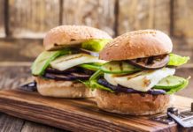 Logran crear alimentos veganos que simulan el sabor y textura del queso y la leche animal