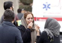 Avión se estrella en Irán con 66 ocupantes, se teme que no haya sobrevivientes
