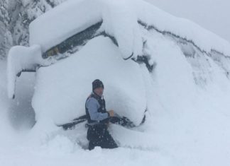 Los 43 niños atrapados por la nieve pernoctarán en la casa de colonias