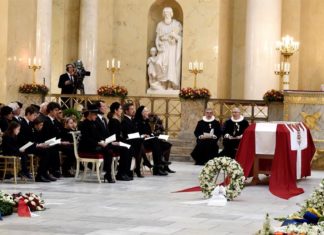 Dinamarca despide al príncipe Enrique (Fotos)