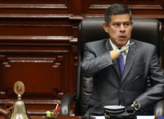 El Congreso de Perú debate la aceptación de la renuncia del presidente Pedro Pablo Kuczynski