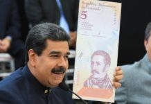 Venezuela le quita 3 ceros a su moneda, el bolívar, y reemplaza de nuevo sus billetes en medio de la hiperinflación