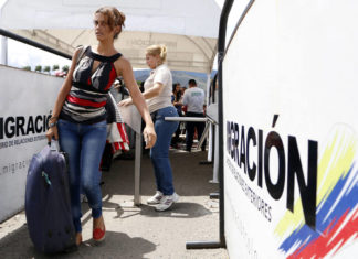 Migración Colombia deportó a 50 venezolanos