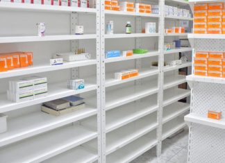 Al menos 125 farmacias cierran en Venezuela por escasez