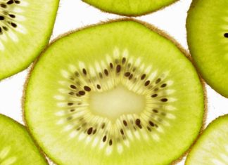 Razones por las que deberías comer kiwi todos los días