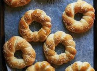 Koulourakia Lambriatika: Galletas de Pascua de Resurrección