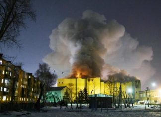 64 muertos tras incendiarse un cine en un centro comercial de Siberia
