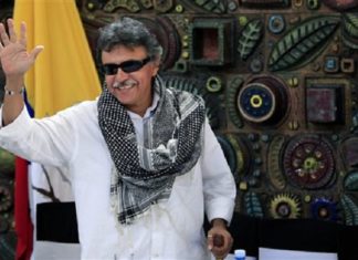 Fiscalía colombiana da cumplimiento a orden de captura internacional de Santrich