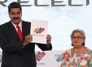 Maduro es proclamado oficialmente presidente hasta 2025