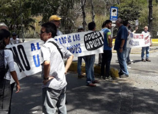 PNB retuvo autobús de la UCV que trasladaba a profesores hacia protesta en la Opsu