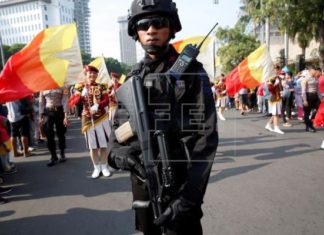 Al menos 13 muertos en el peor ataque contra la minoría cristiana en Indonesia desde 2000