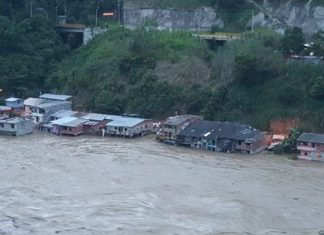 600 personas fueron evacuadas en Colombia por crecida del río Cuaca