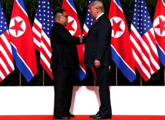 IMÁGENES HISTÓRICAS: Donald Trump y Kim Jong-un se estrechan la mano en Singapur