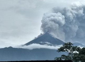 Volcanes explosivos y efusivos: la diferencia entre las erupciones de Guatemala y Hawái