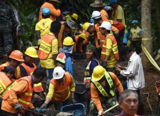 Las tres opciones que se barajan para rescatar a los 13 atrapados en la cueva de Tailandia