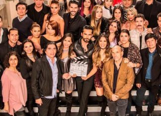 Actores de Telemundo lloran la muerte de actor de “Sin senos sí hay paraíso”